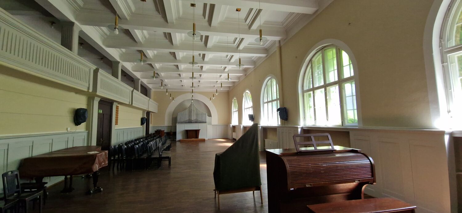 Luthersaal im Gemeindehaus der Auferstehungskirche Dresden-Plauen, Teil der Jakobikirchgemeinde